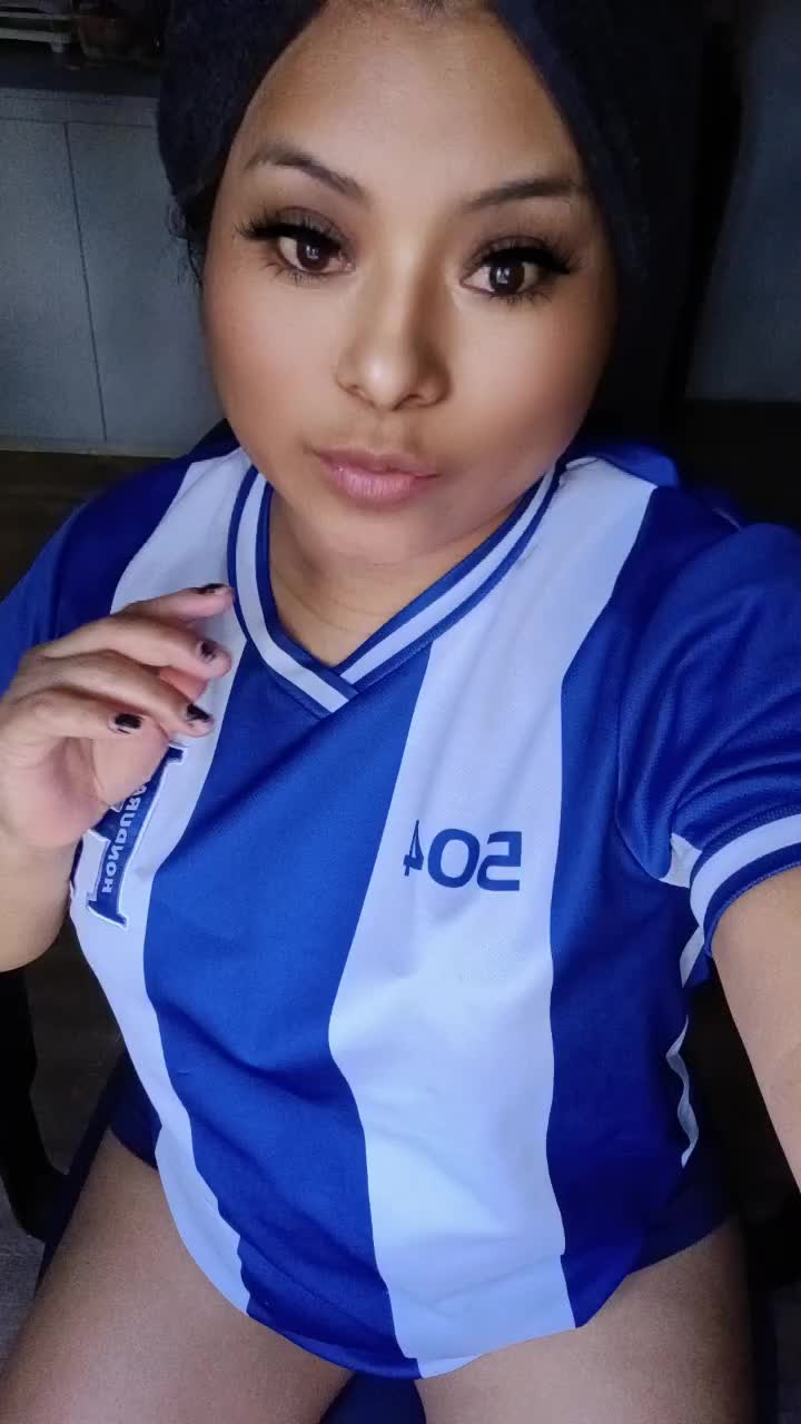 @May_56🇭🇳😍🇱🇷