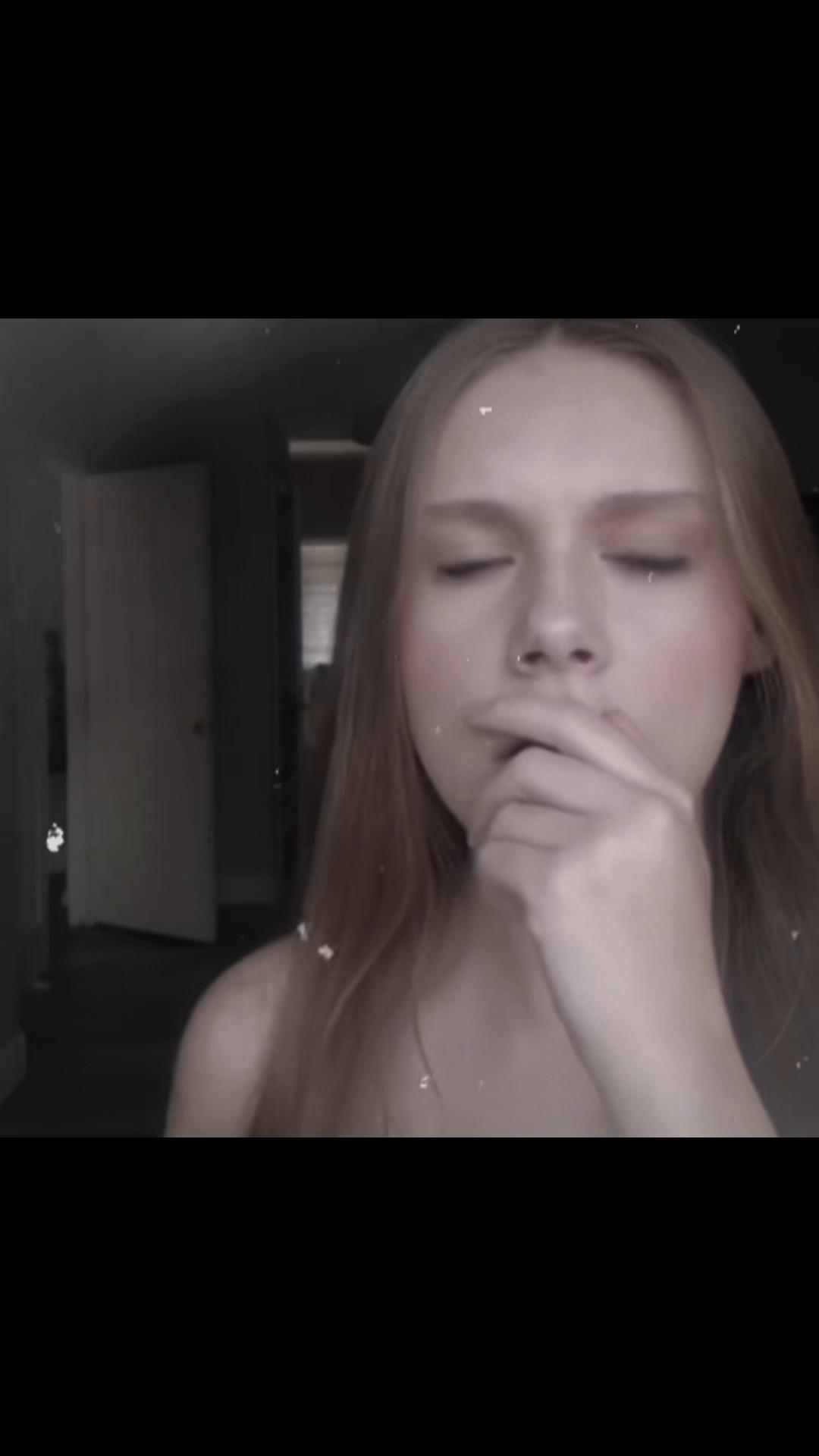 @𝓕𝓻𝓮𝔂𝓯𝓻𝓮𝔂𝓱𝓸𝓾𝓼𝓮💙💫
