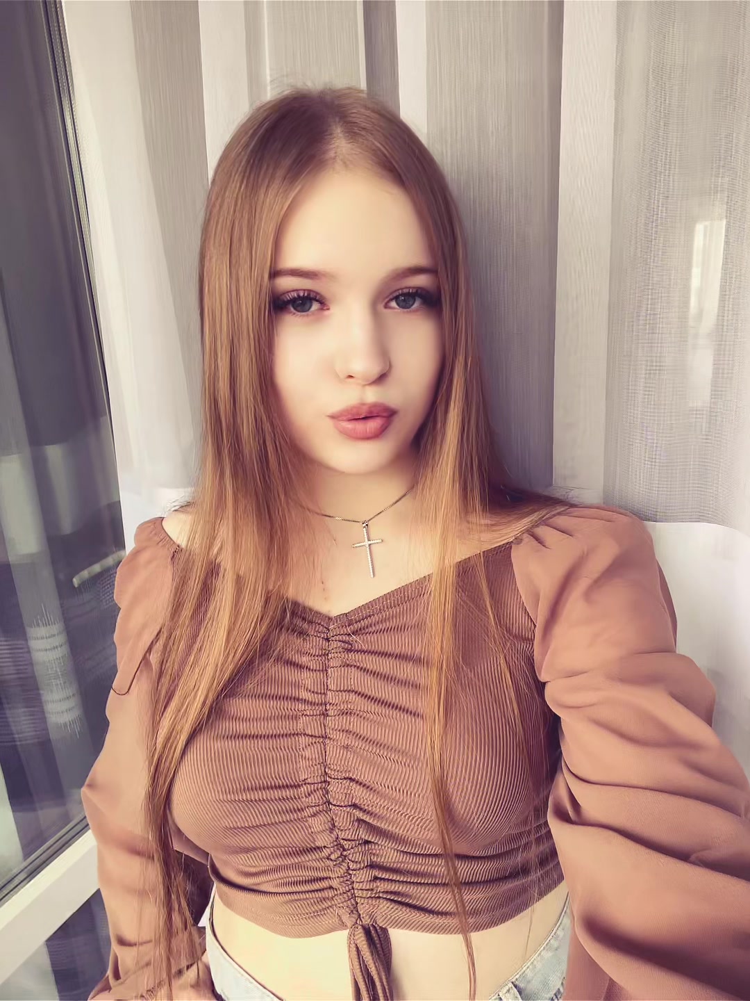 @𝒩.