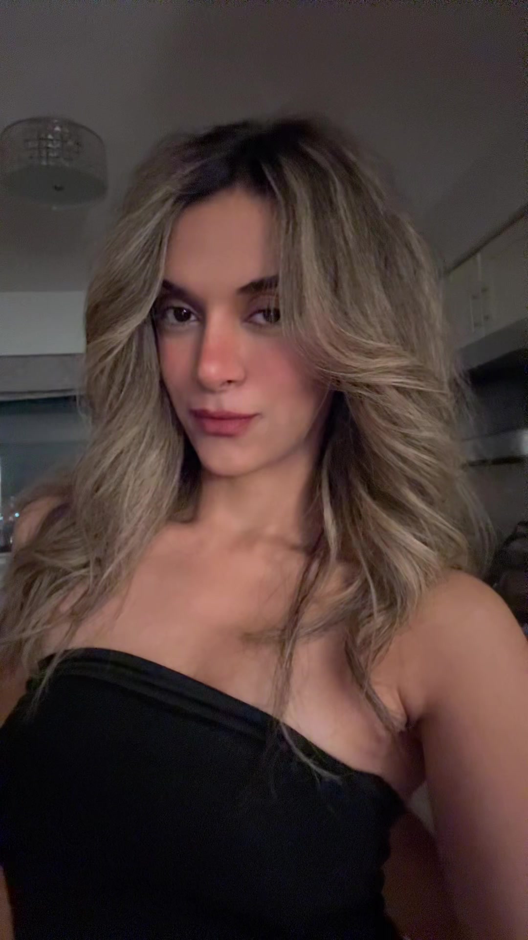 @Niousha