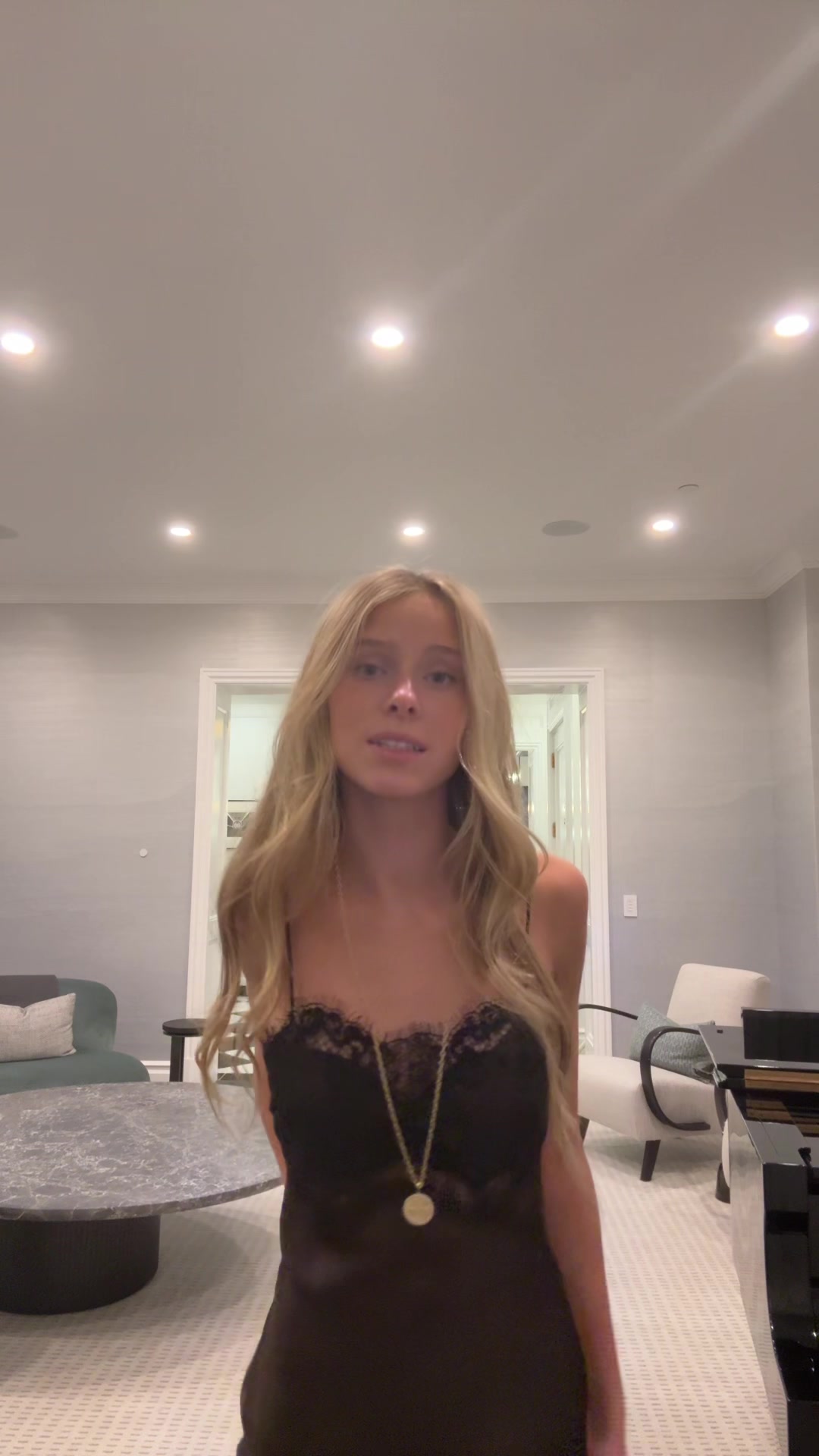 @ℰ𝒱