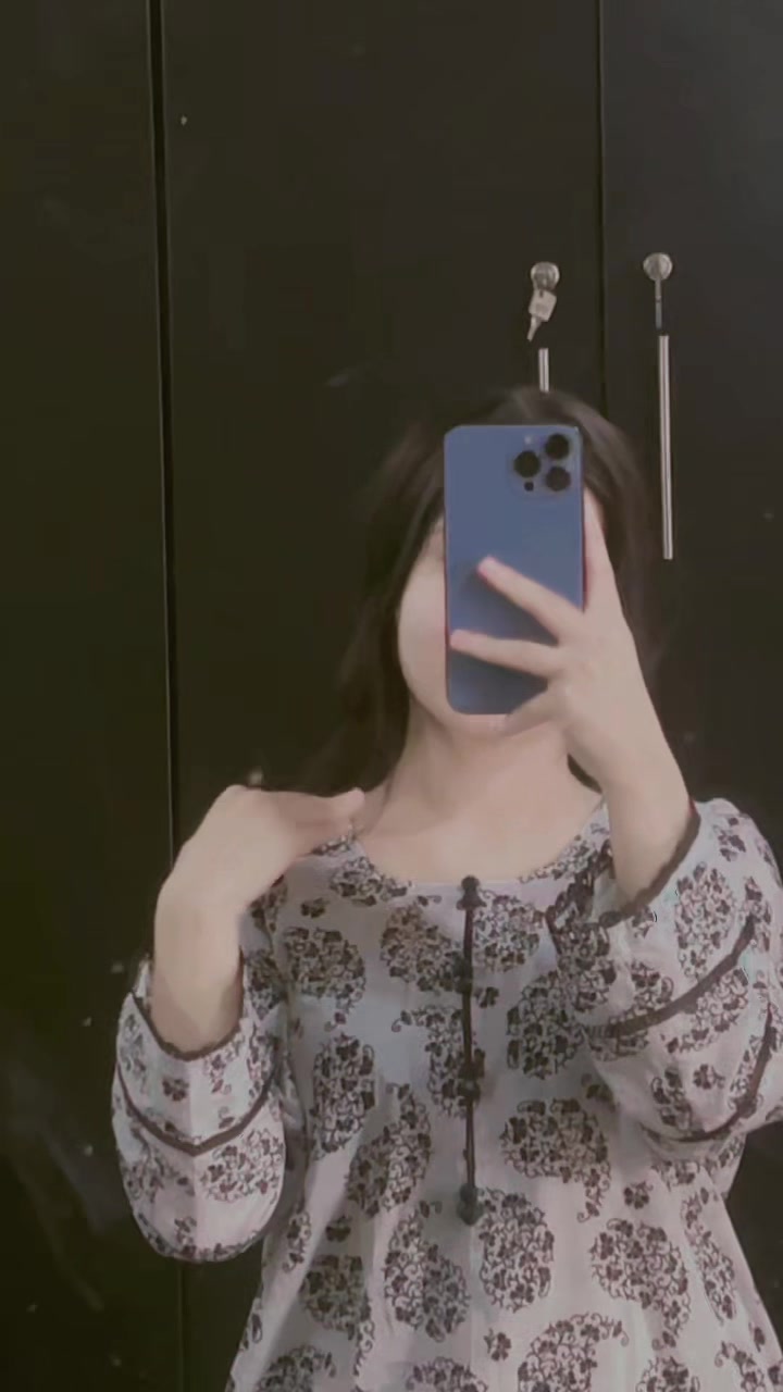 @K•