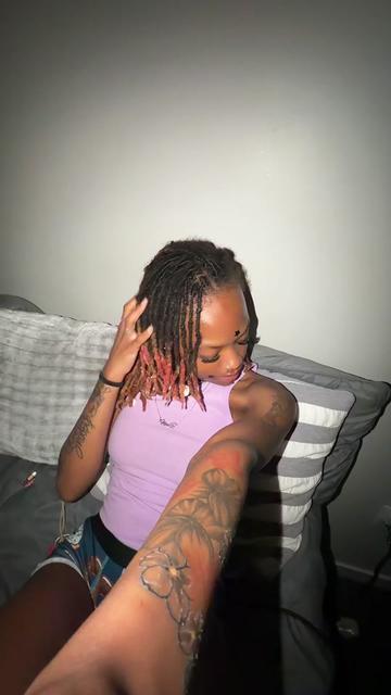 @Naee B 💲