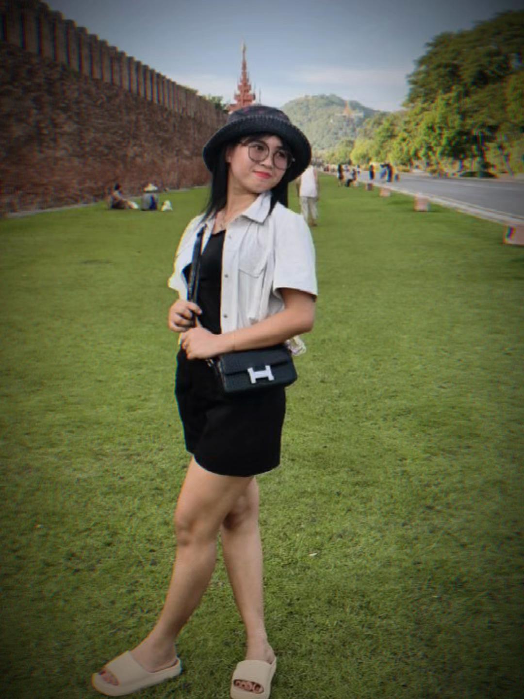 @🖤PHYO🖤