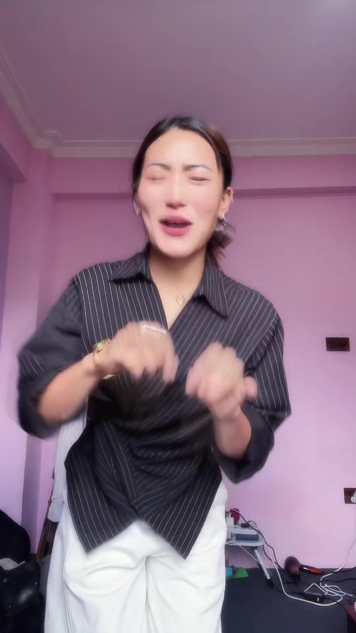 @Priti Gurung🧿