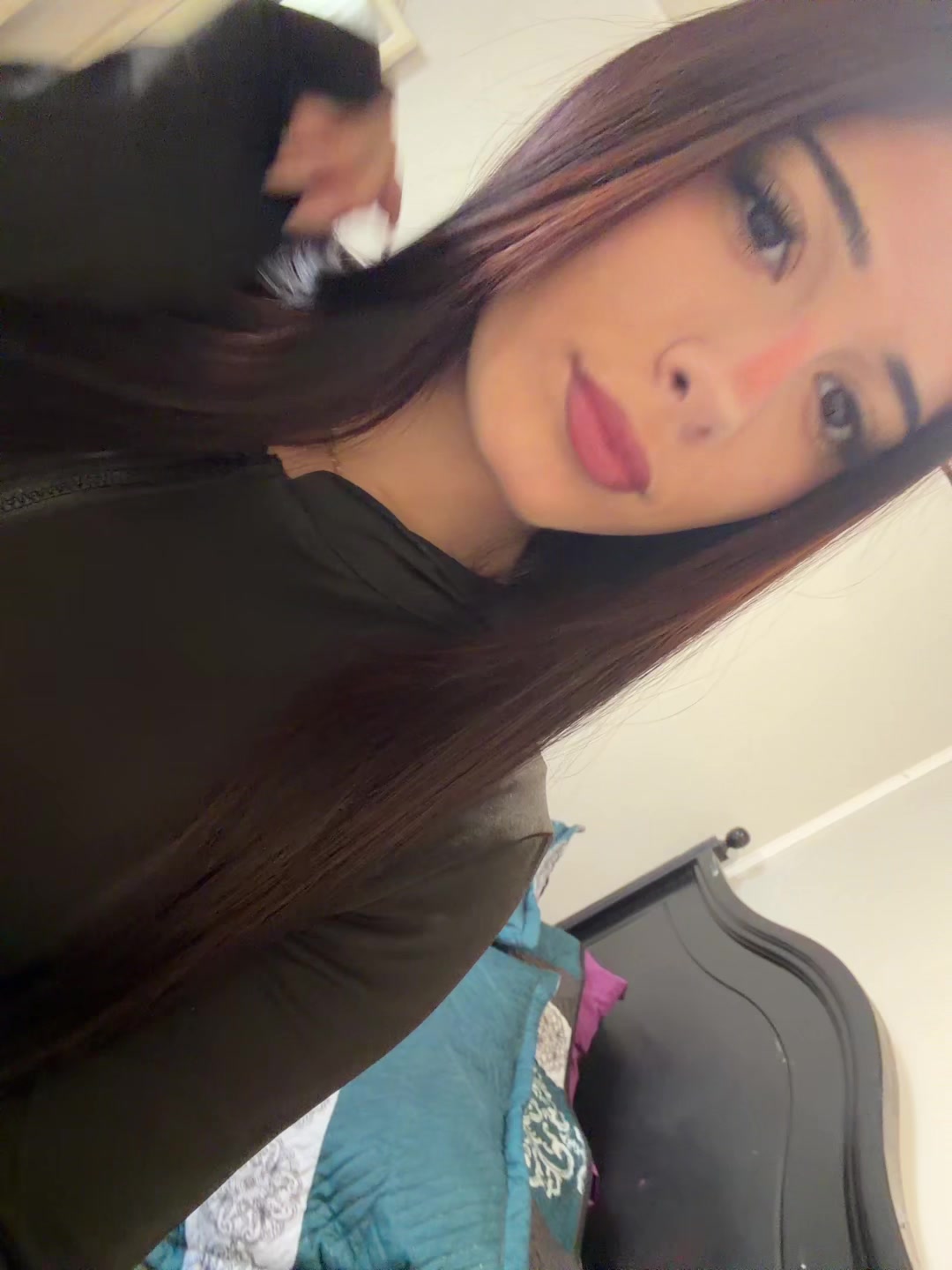 @𝓙. 𝓐𝓷𝓽𝓸𝓷𝓲𝓪