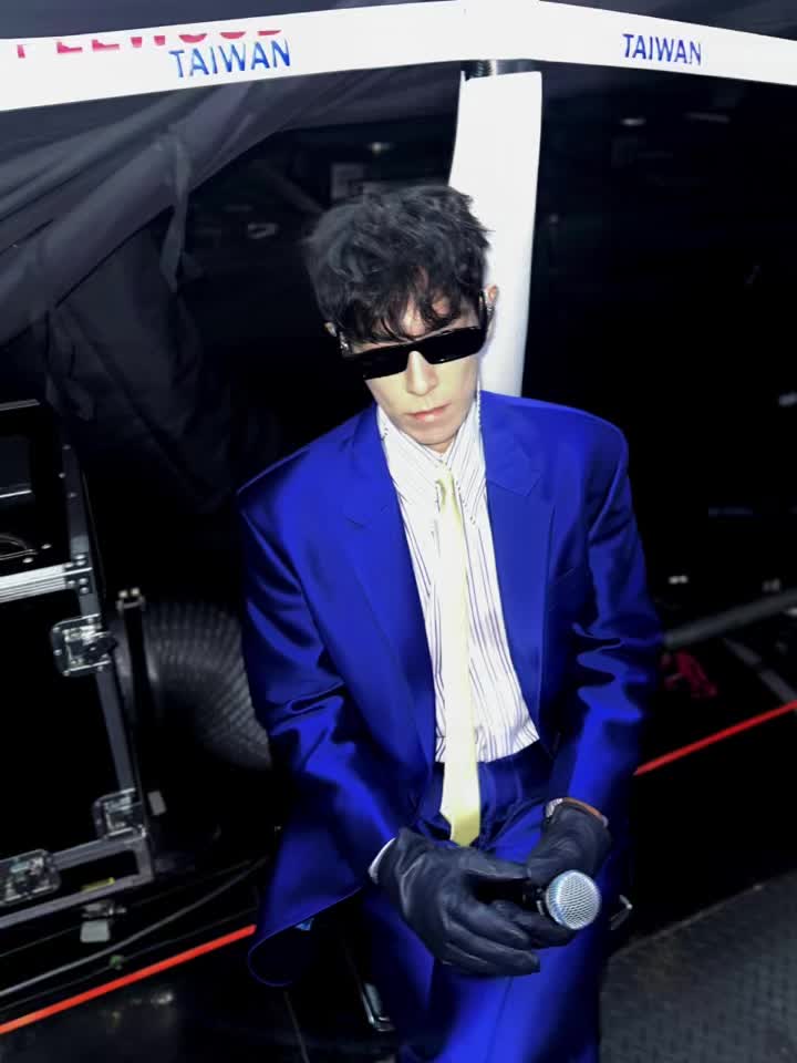 @T.O.P King 👑