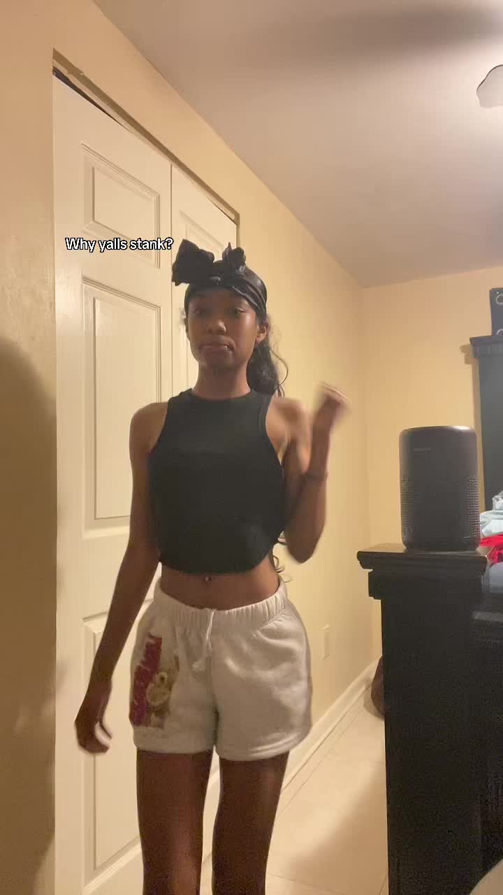 @pr3ttyliyah4