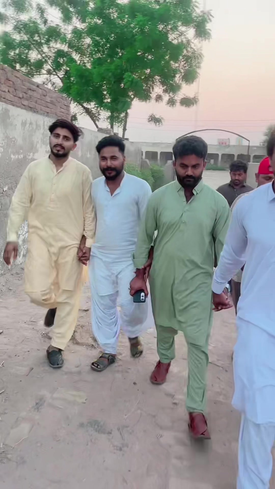 @،،♨️کنیرا🇵🇰سائیں♨️ ،،