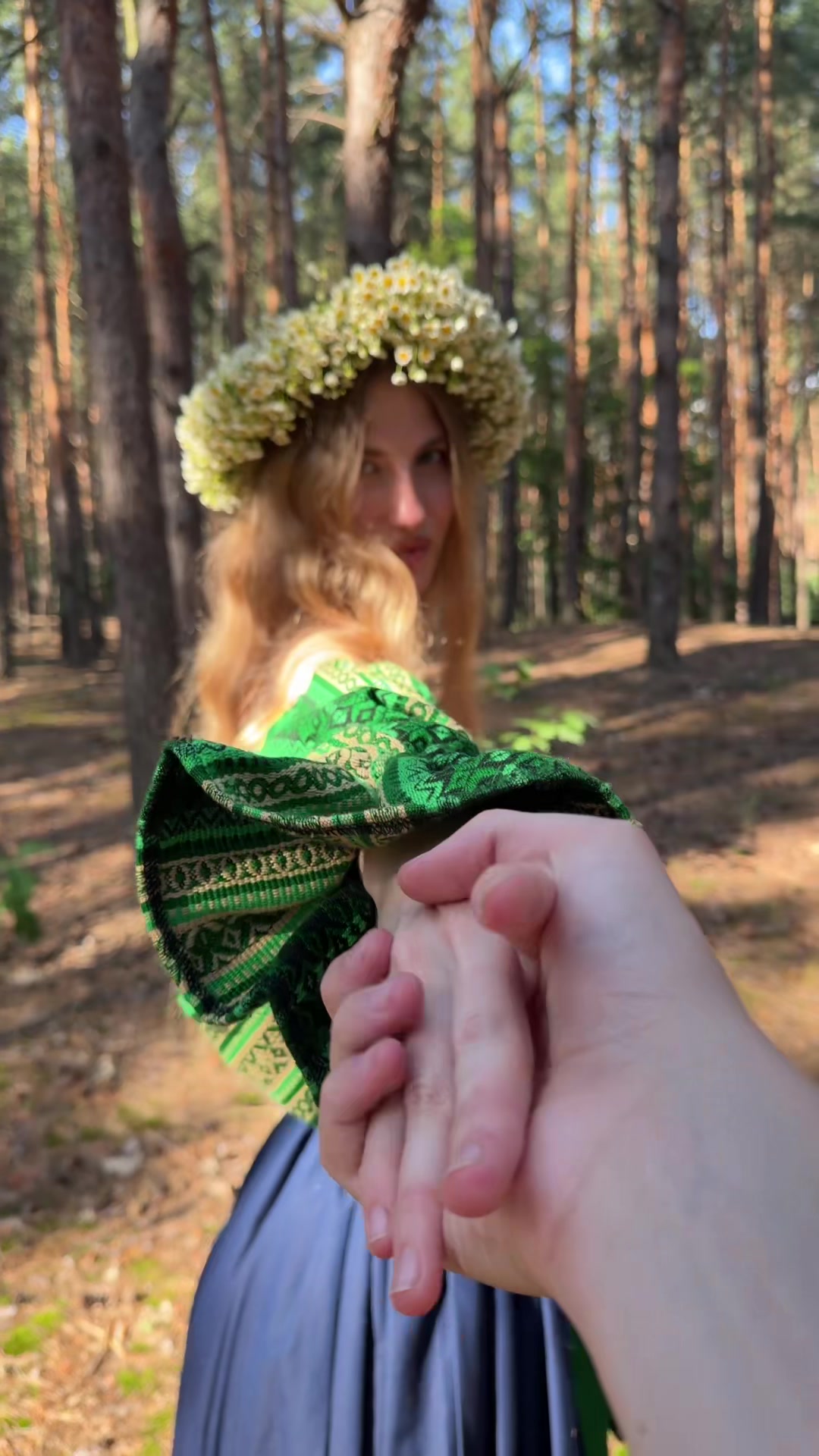 @Blondinka