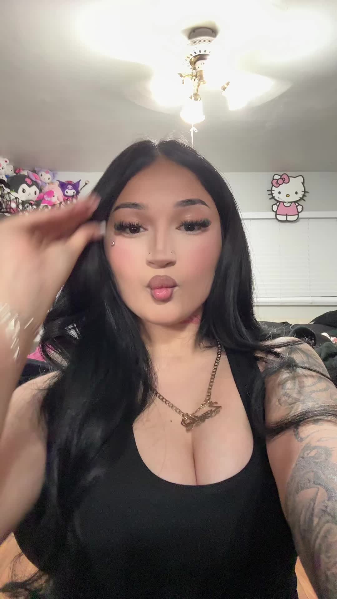 @𝐙𝐚𝐲🎀