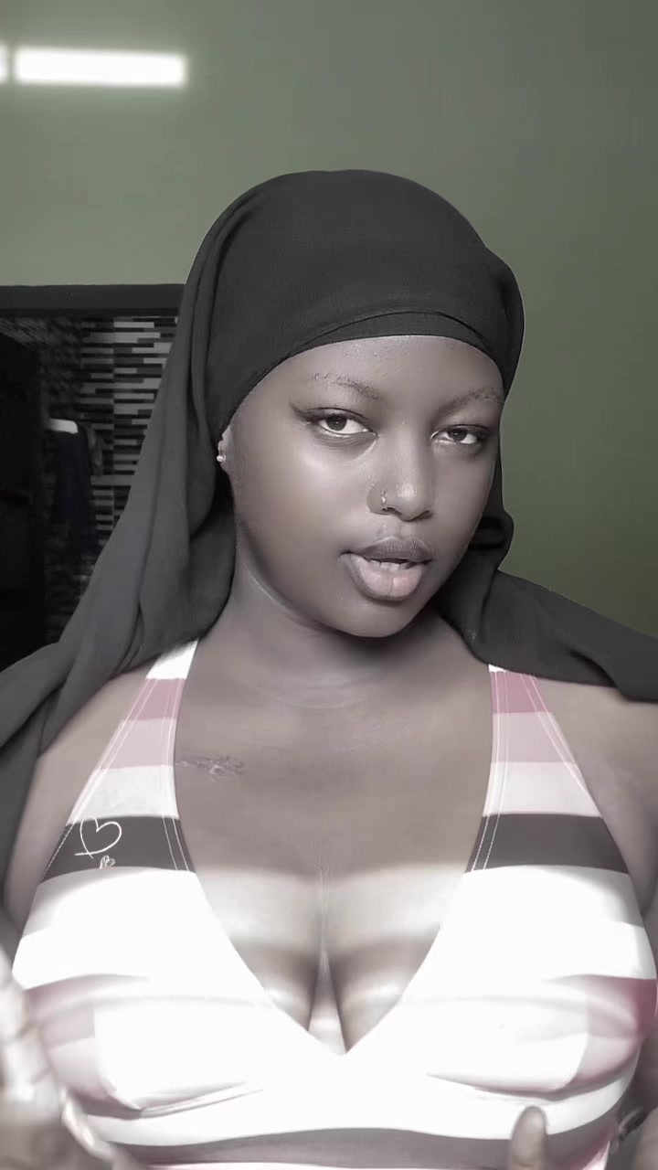 @La sénégalaise aux beaux yeux