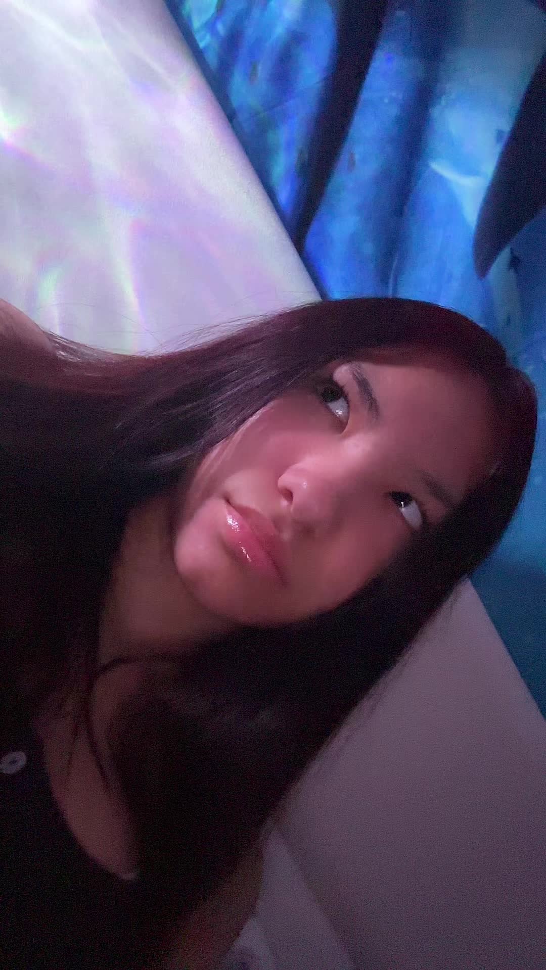 @Ava