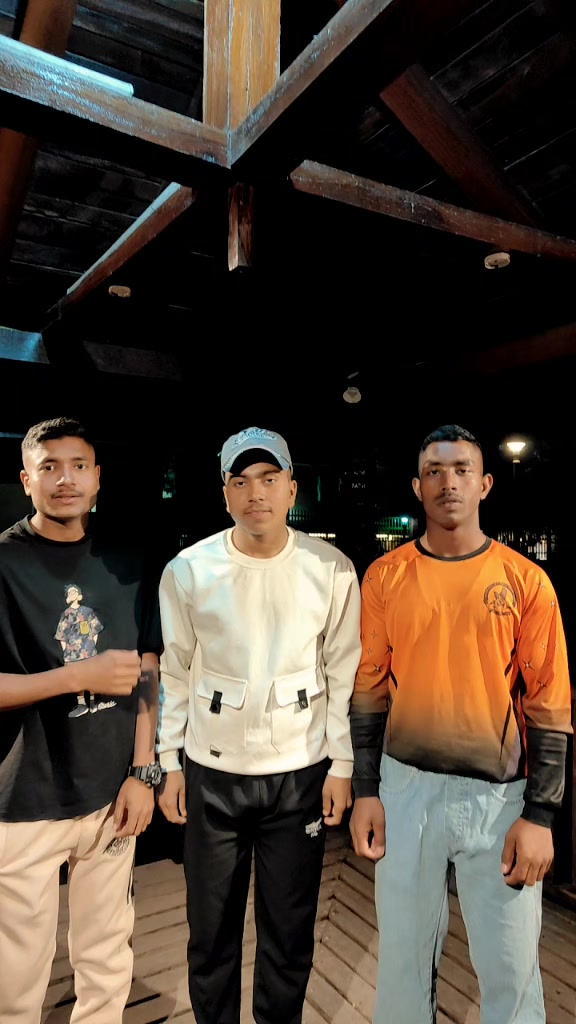 @Mŕ Bud Thapa 🤔🦋✅️