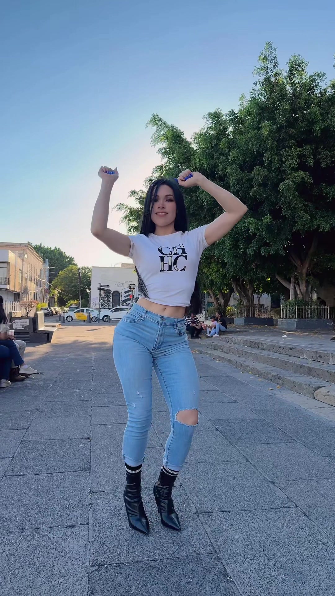@yuliett torres