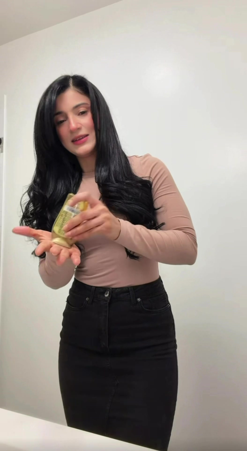 @𝐒𝐲𝐥𝐯𝐢𝐚 𝐑𝐞𝐲𝐞𝐬 ✨
