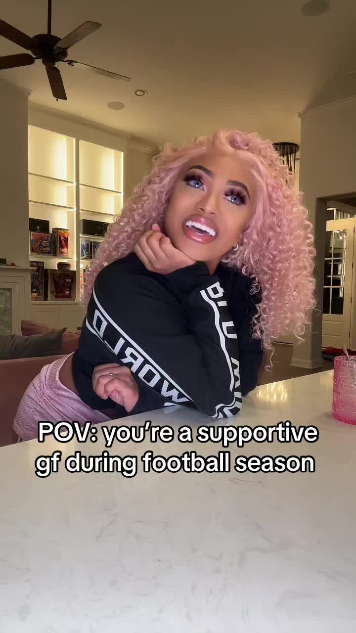 @MieshaRoe