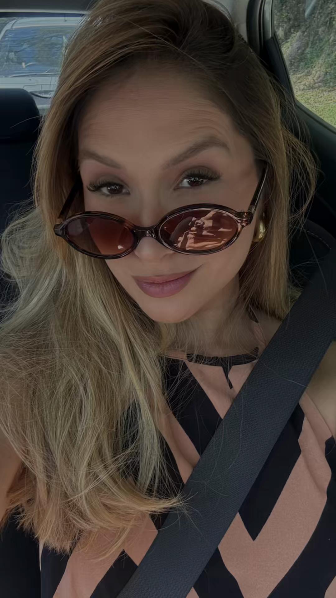 @julyanalee