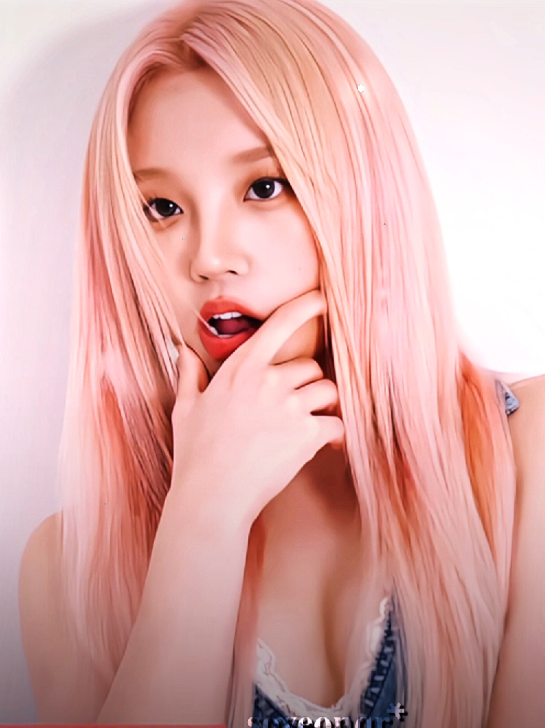 @𝐬𝐨𝐲𝐞𝐨𝐧𝐪𝐫*