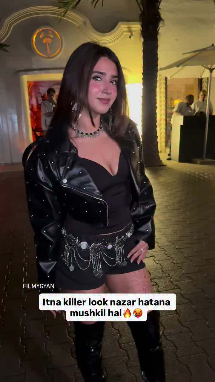 @ALINA KHAN