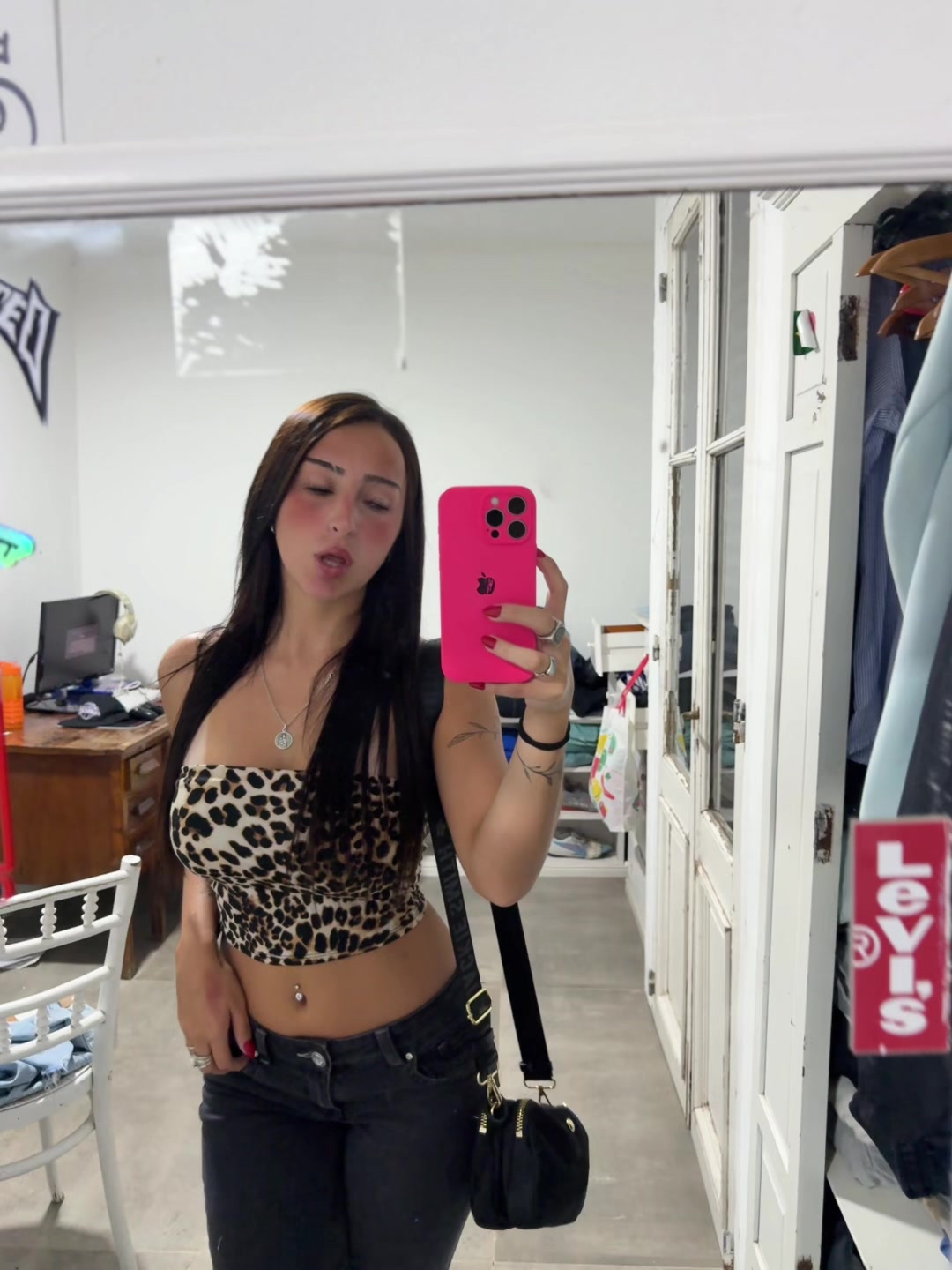 @user13937425746