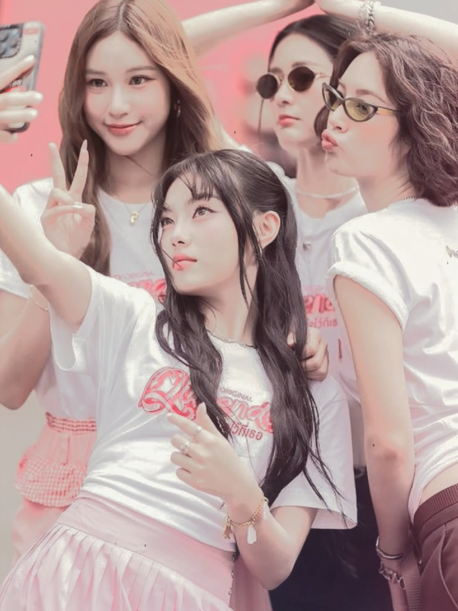@๐ซ๐ฑ(โแดฅโส)