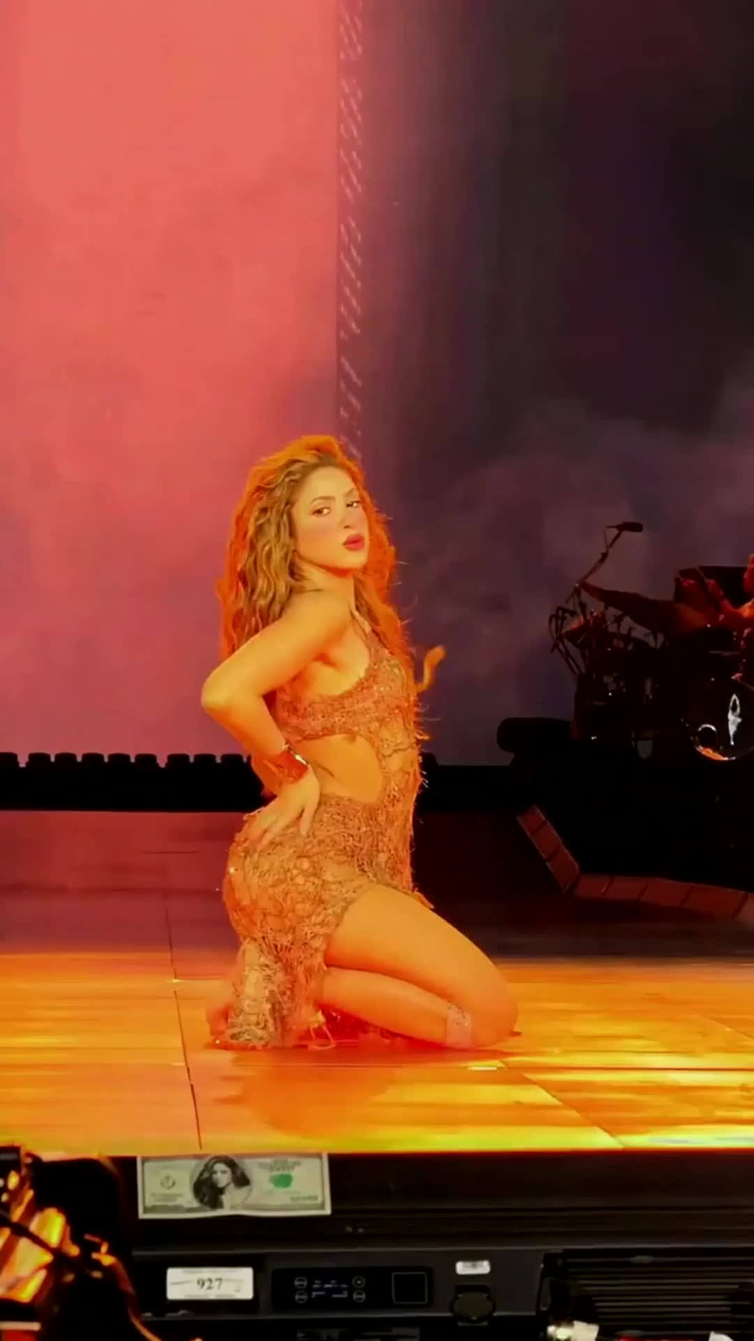 @ShakiraSquad