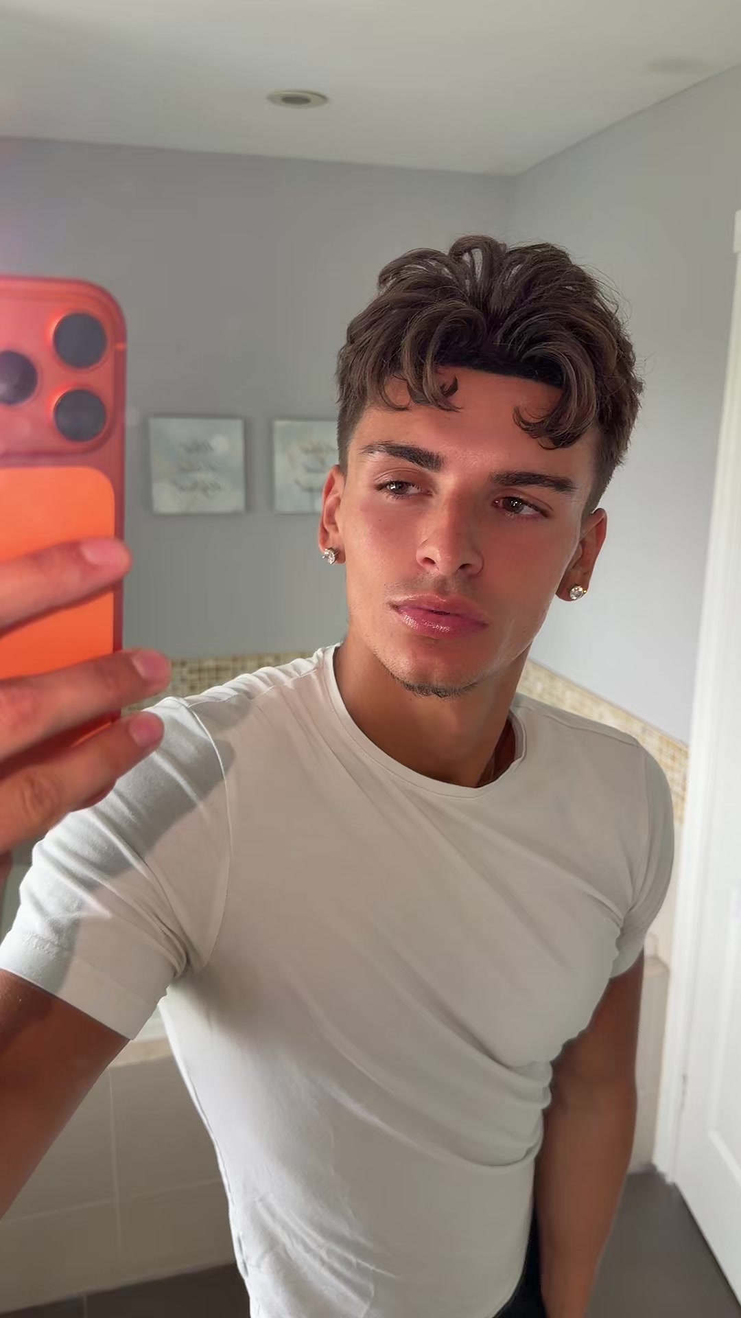 @chris.nikoo