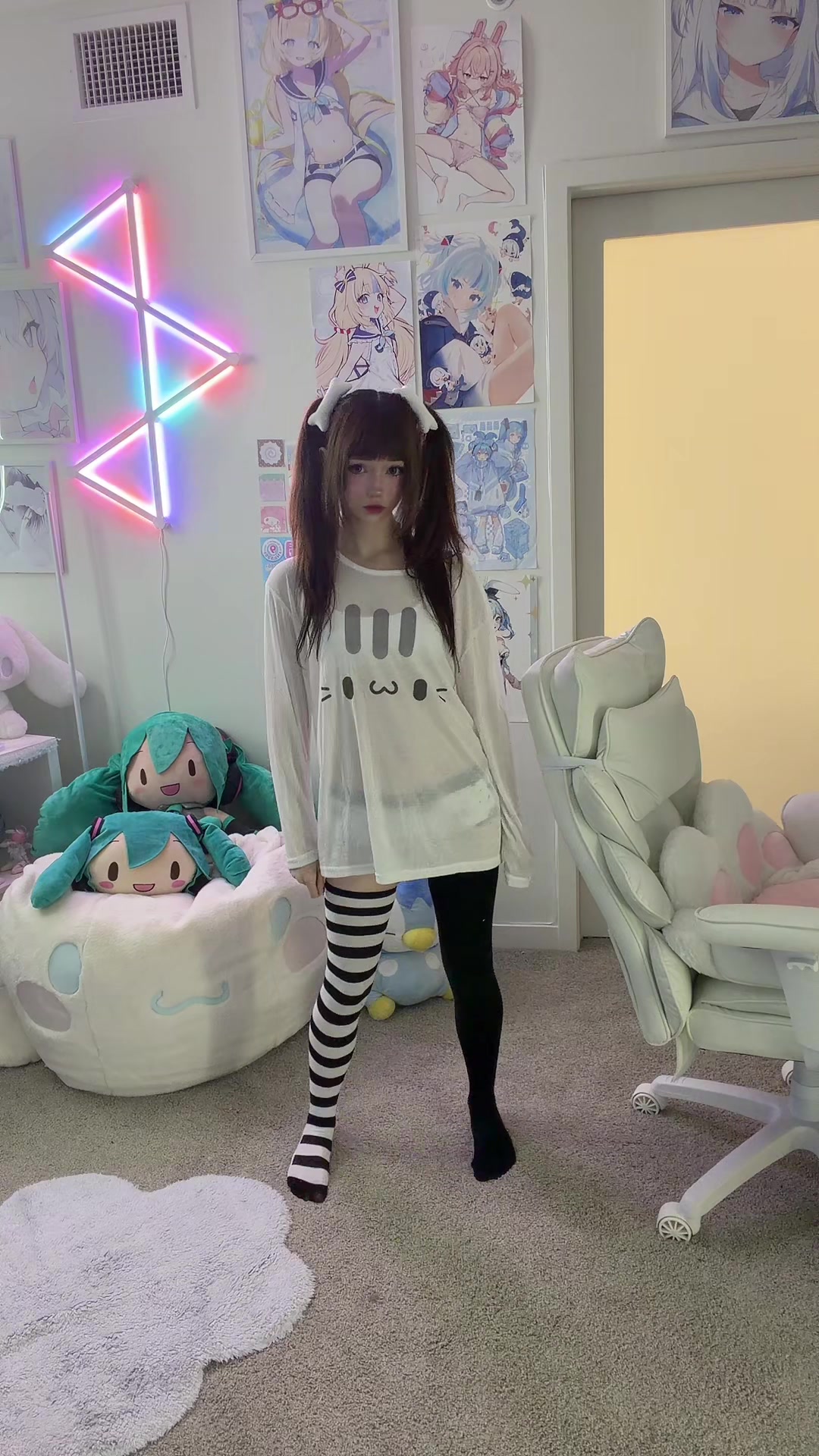 @tay ໒꒱ ‧₊