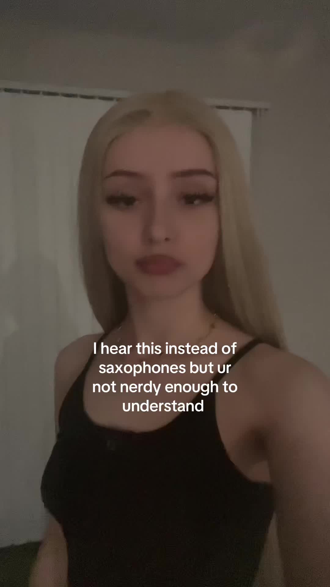 @Cruxlla