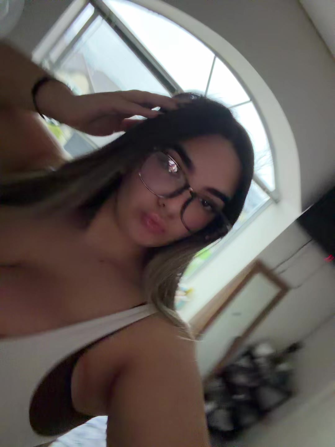 @kaylyn:)