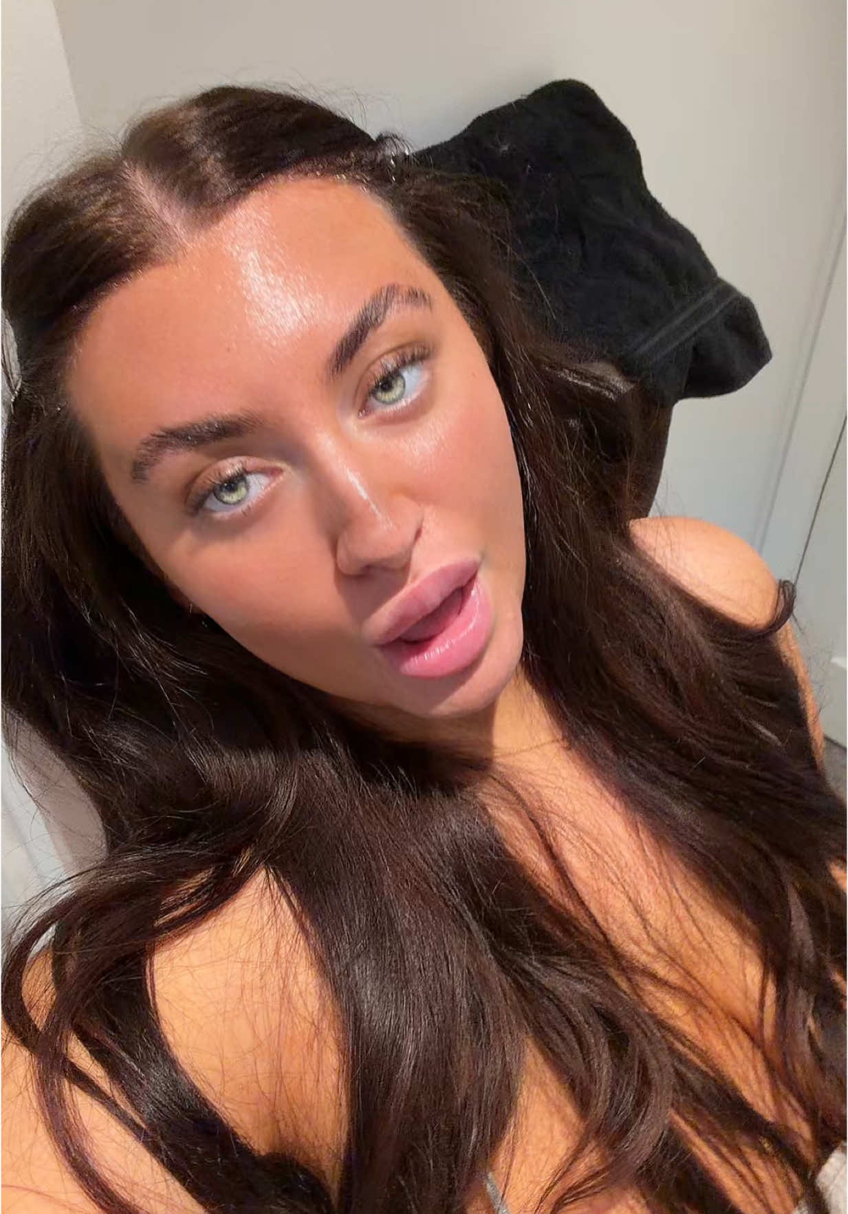 @Em🌶️
