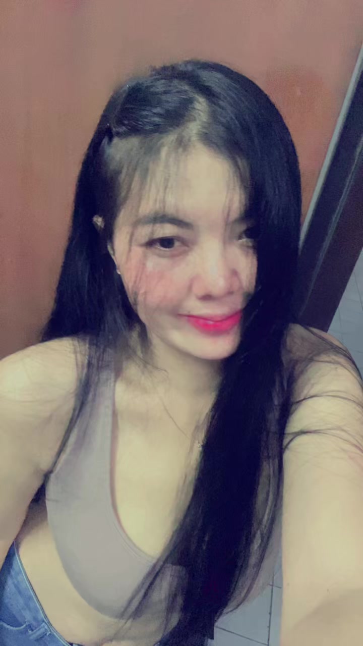 @🦋Nang Khin Moe🦋( ခင်မိုး )🍃