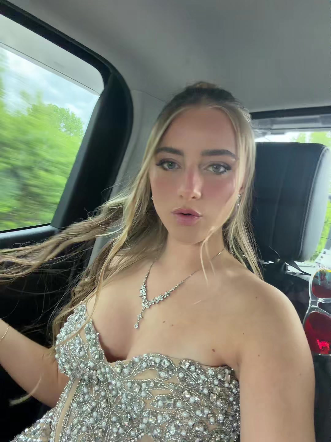 @natgonnalie