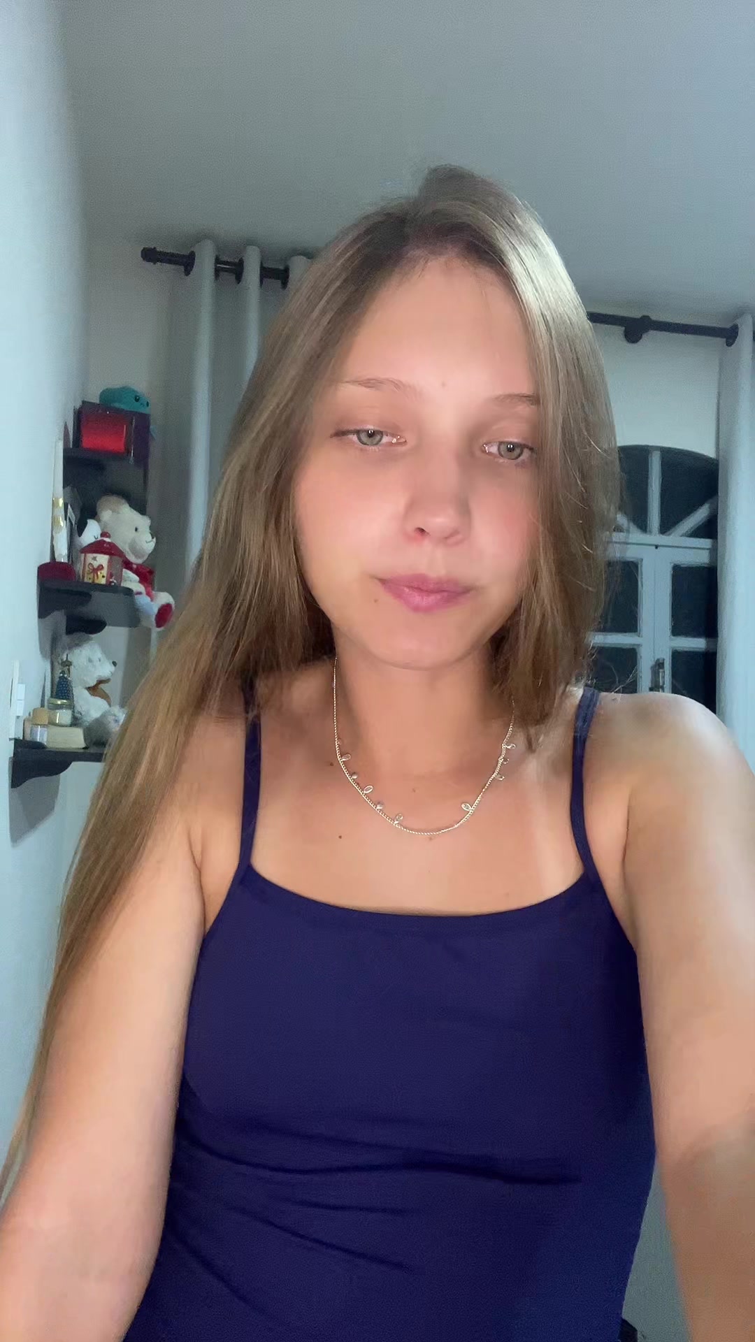 @Thais