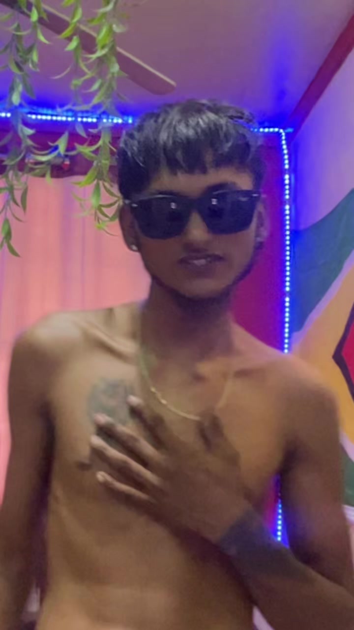 @.ITZVICKASH_๐ฌ๐พ/๐ง๐ง