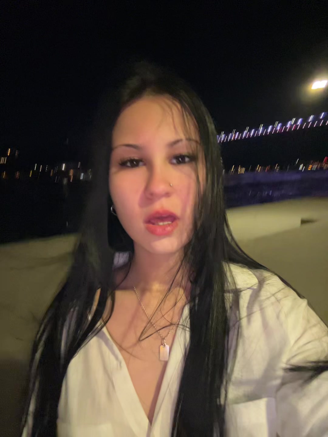 @Aylin Erdem