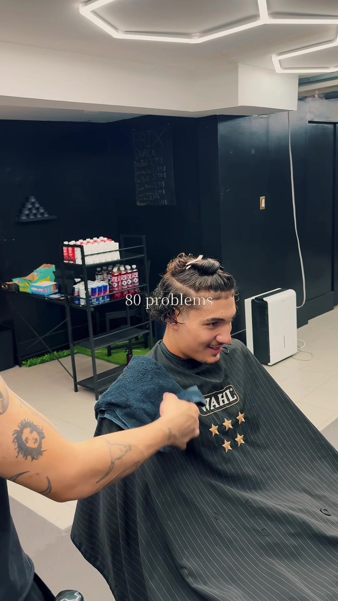 @goldenbarbershop769