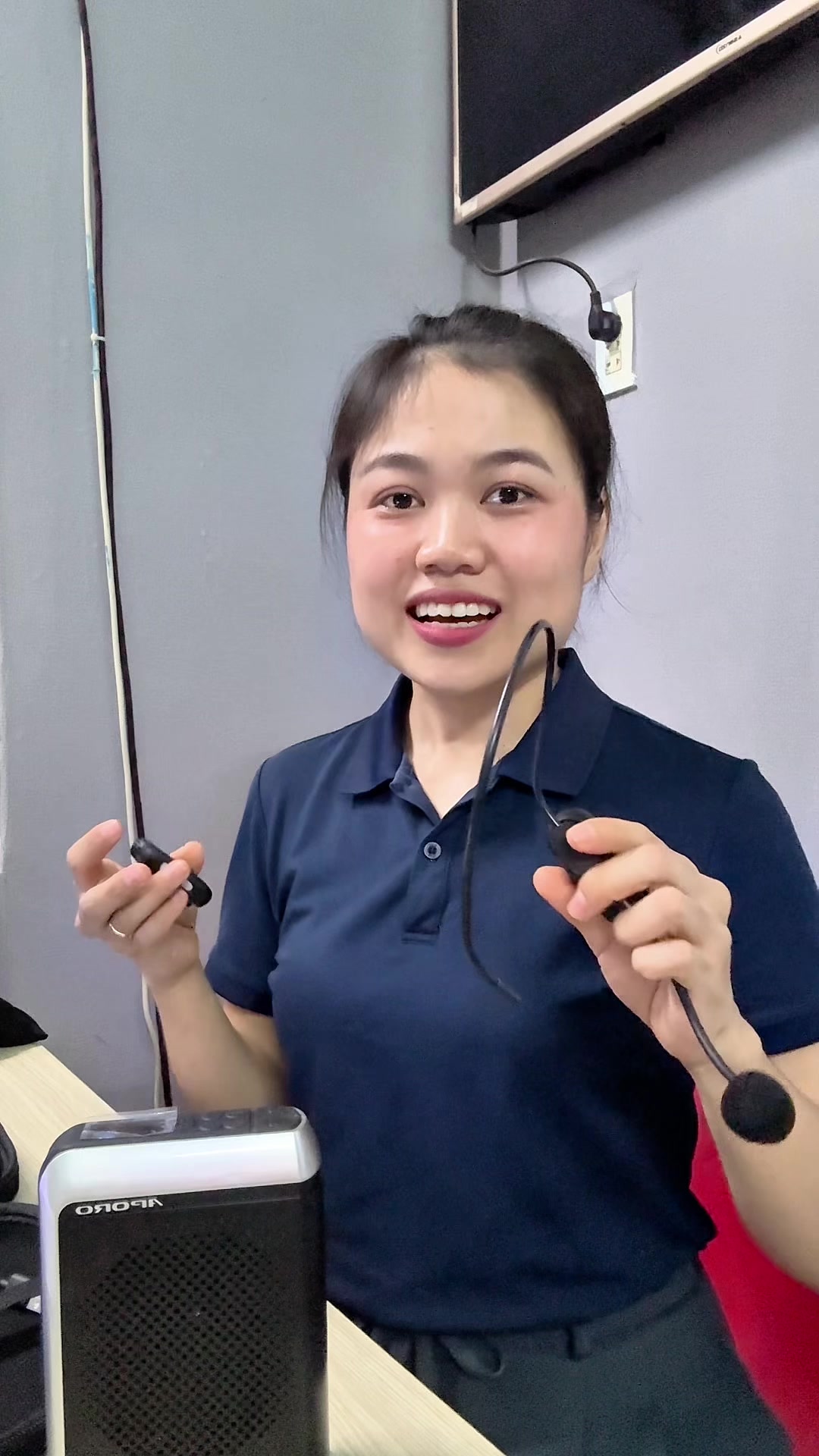 @Ms Thảo English