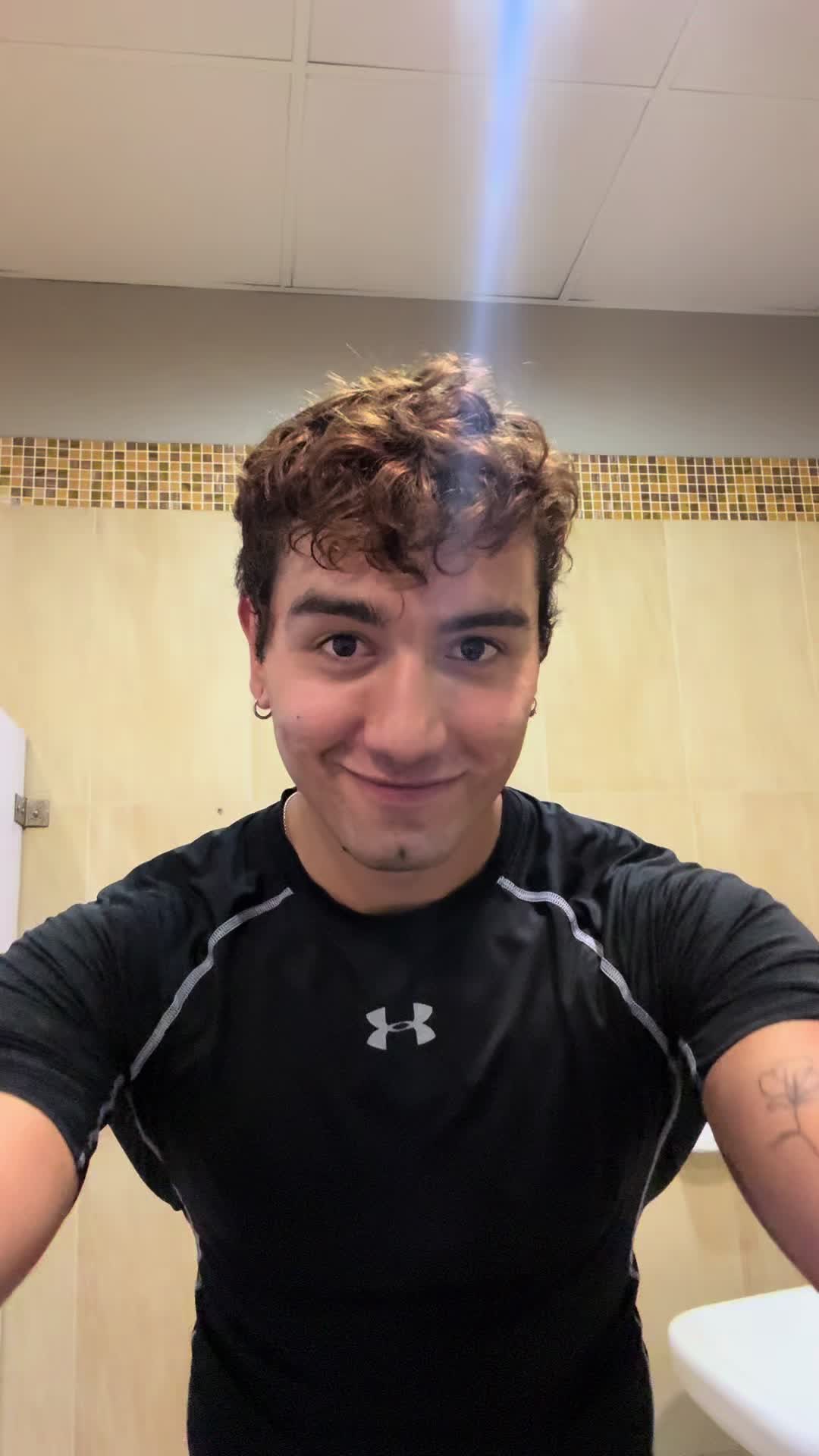 @Sebastién