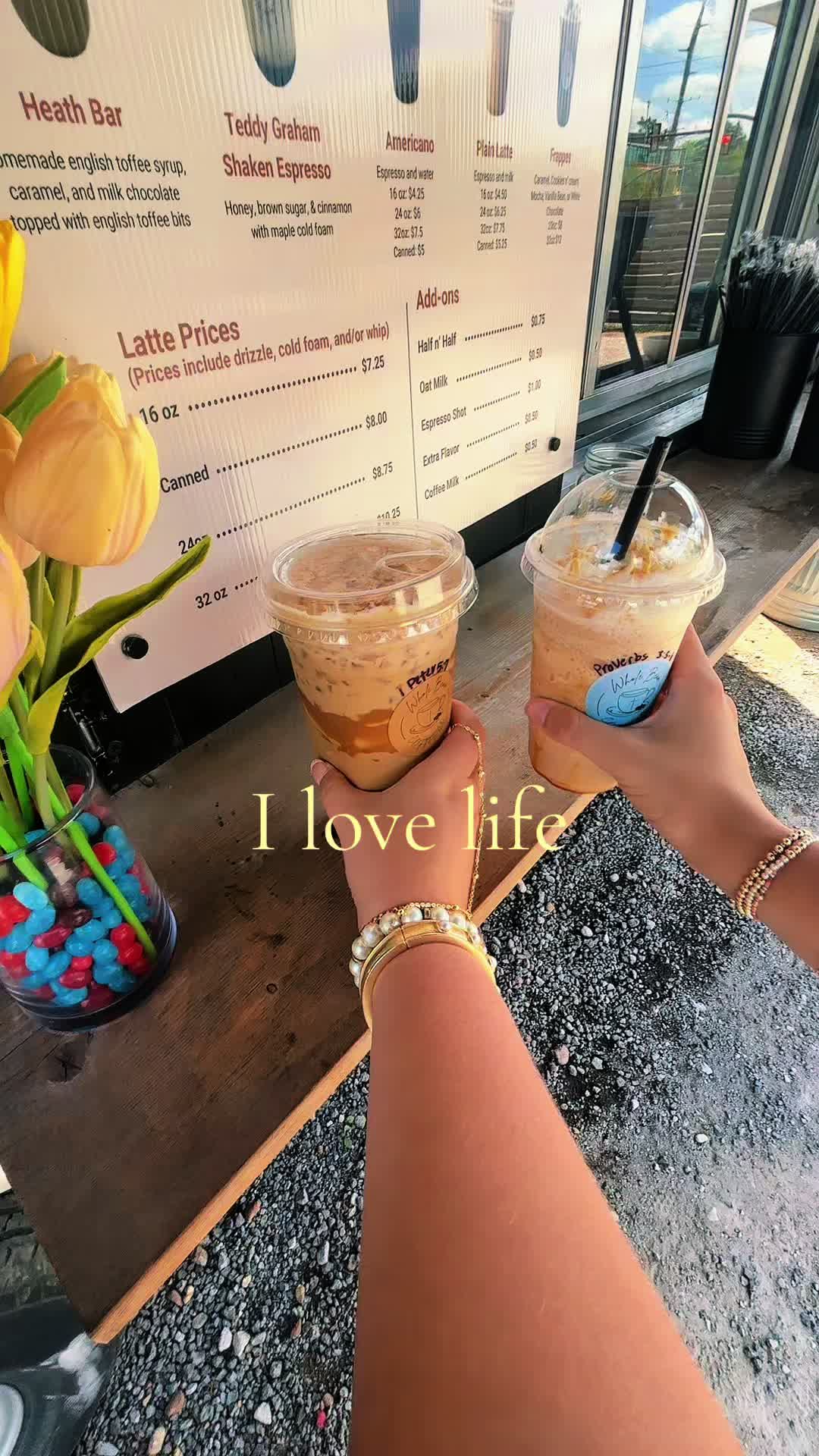 @chloe🪩🐞🎞️