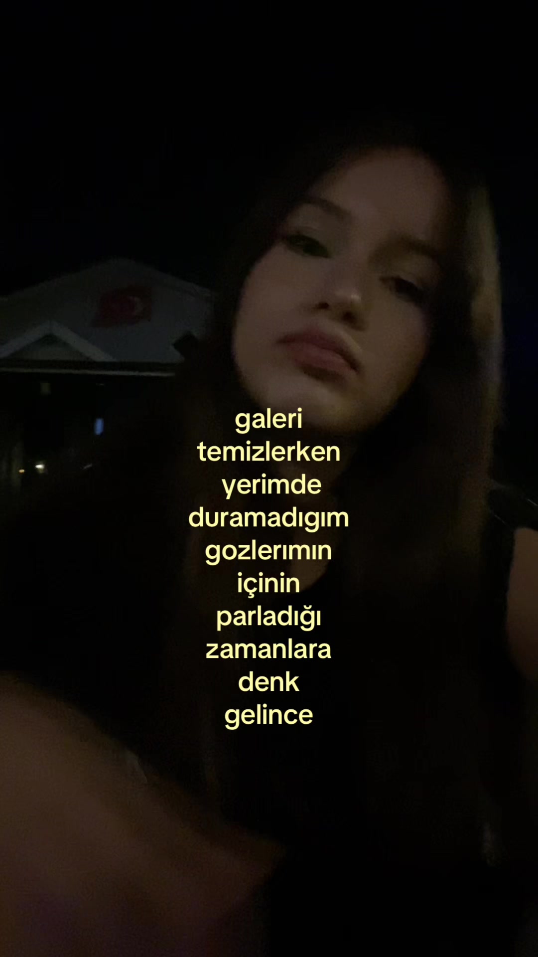 @lola