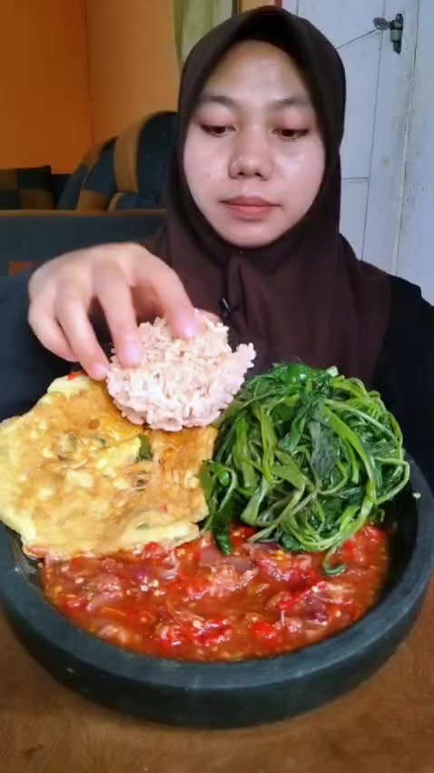 @Aisha