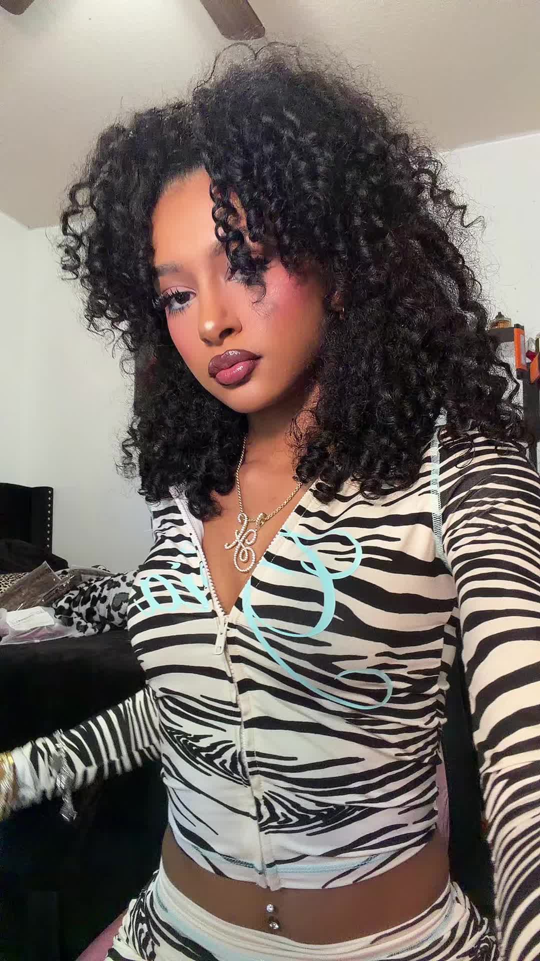 @MsTexas.