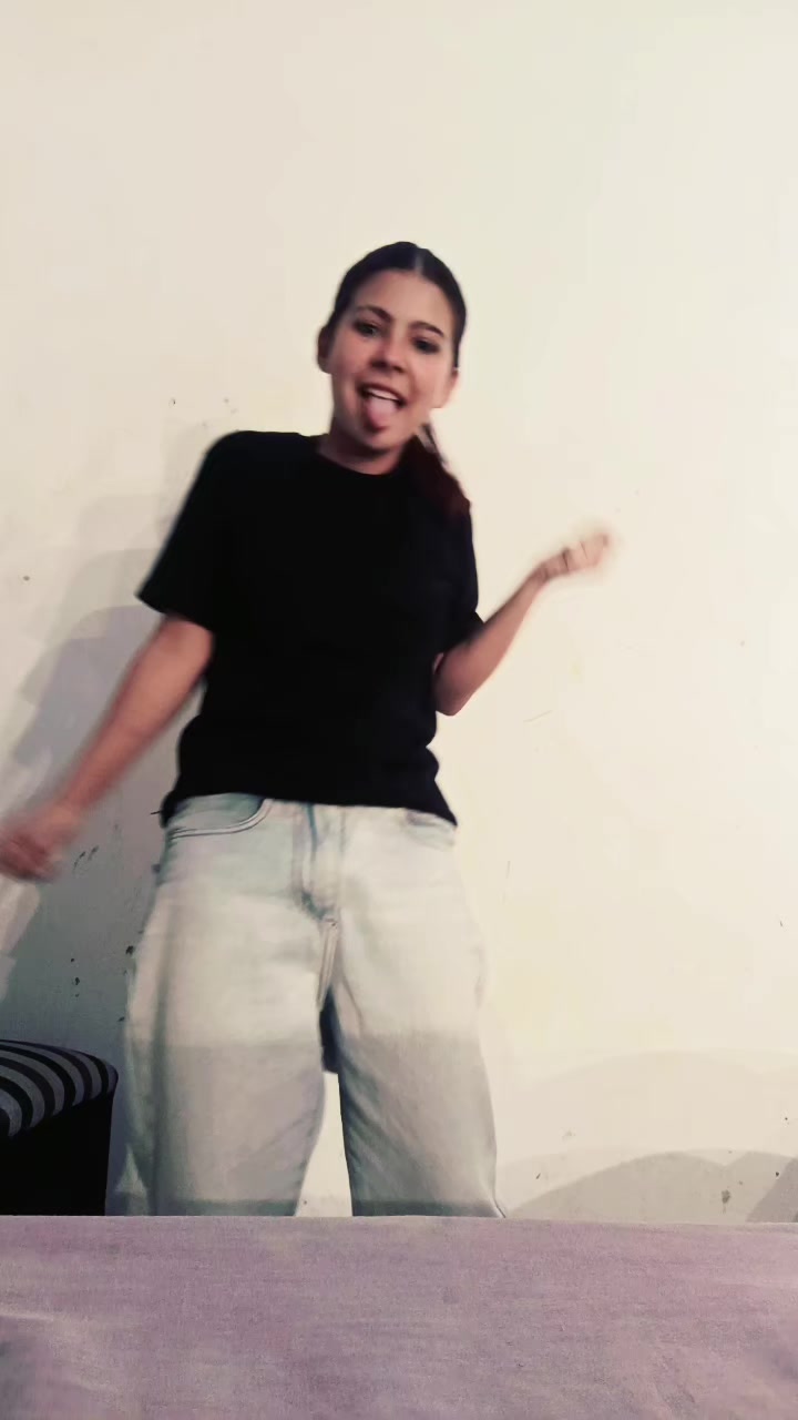 @nayla🏳️&zwj;🌈