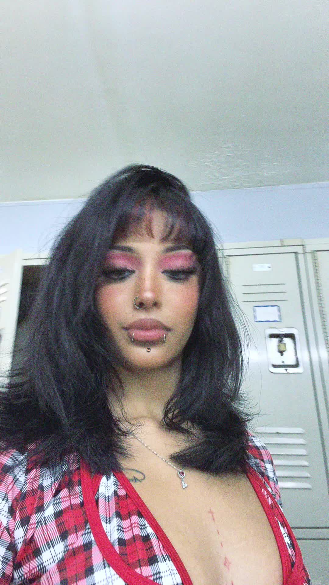 @shanaeslim