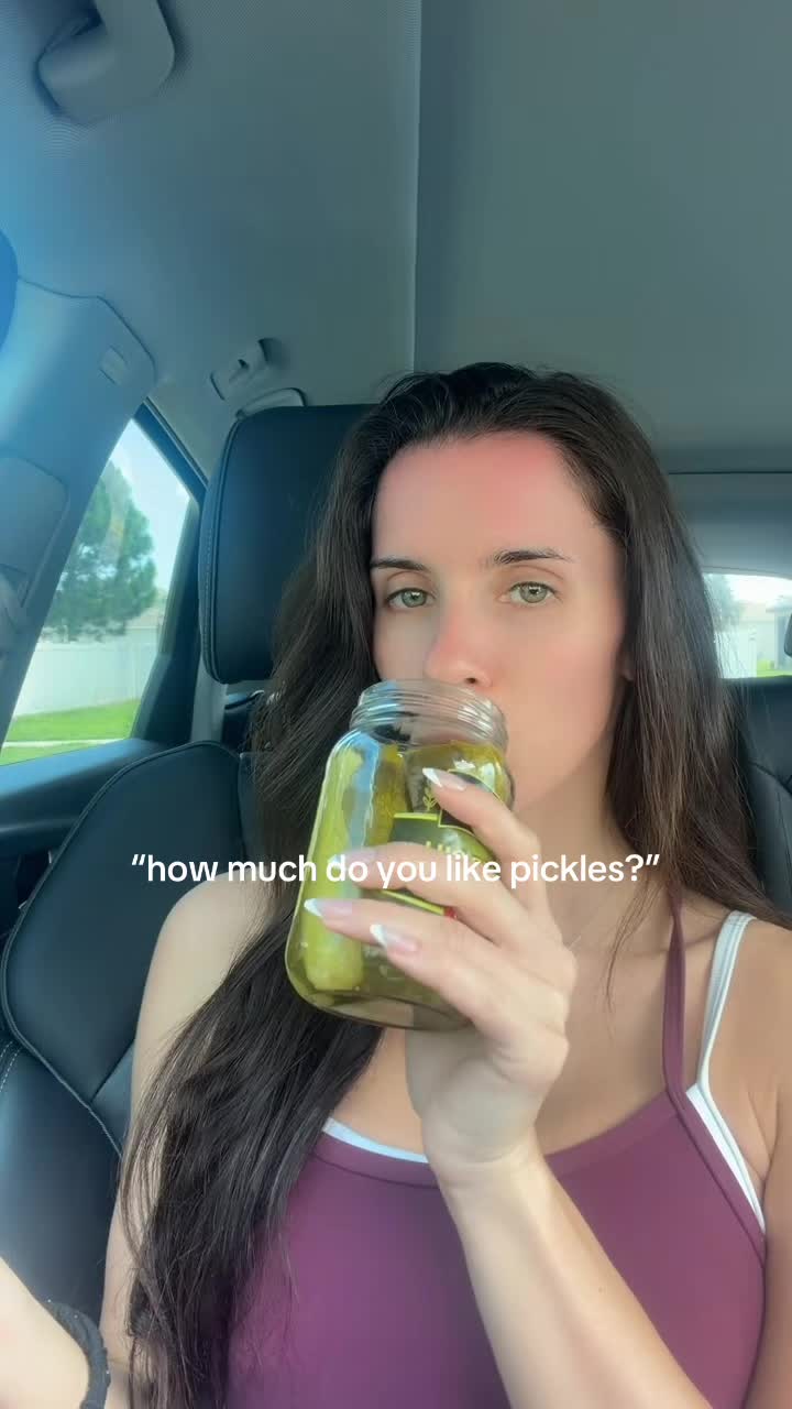 @NicoleOlivia