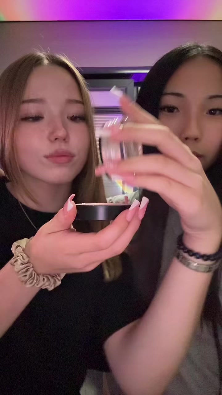 @алиська