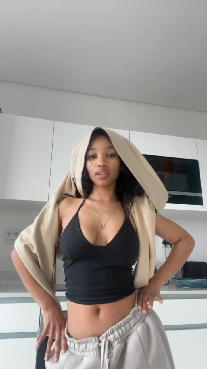 @Tlholohelo