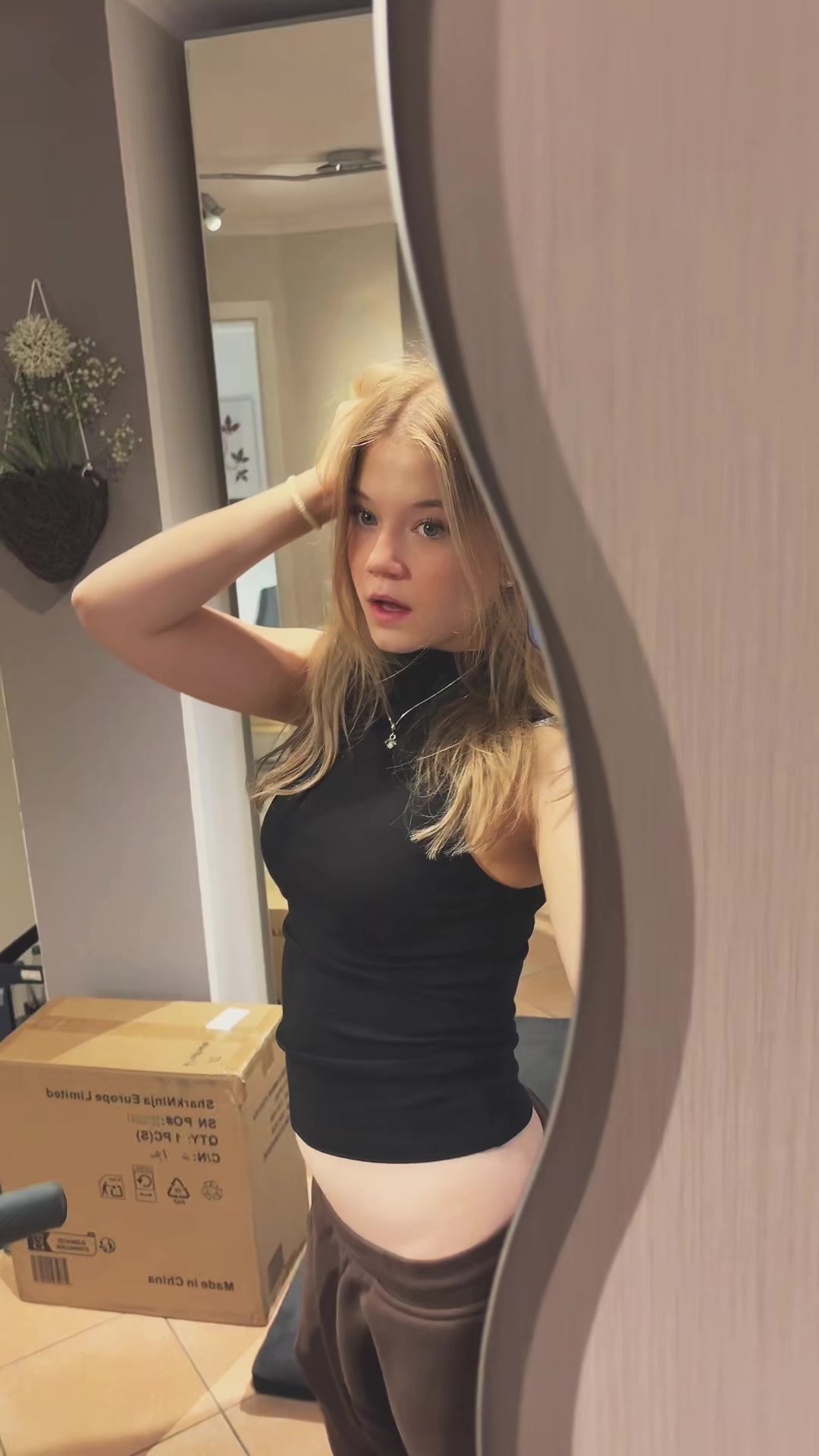 @miazoe.khl
